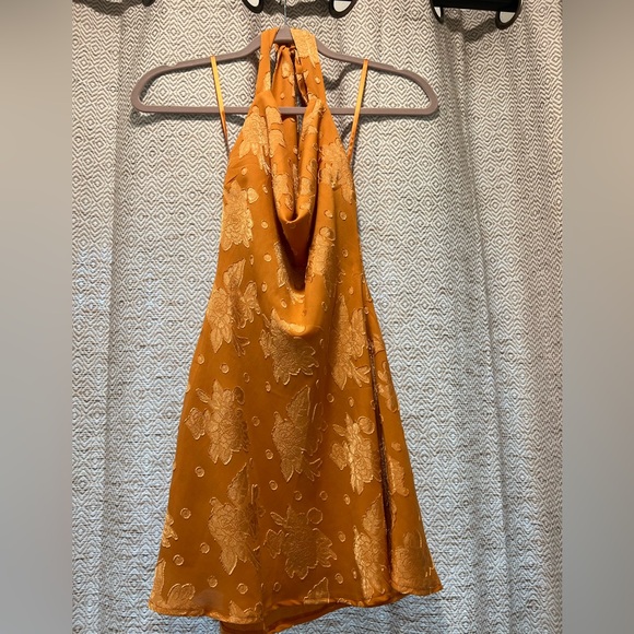 Dress - Picture 1 of 4